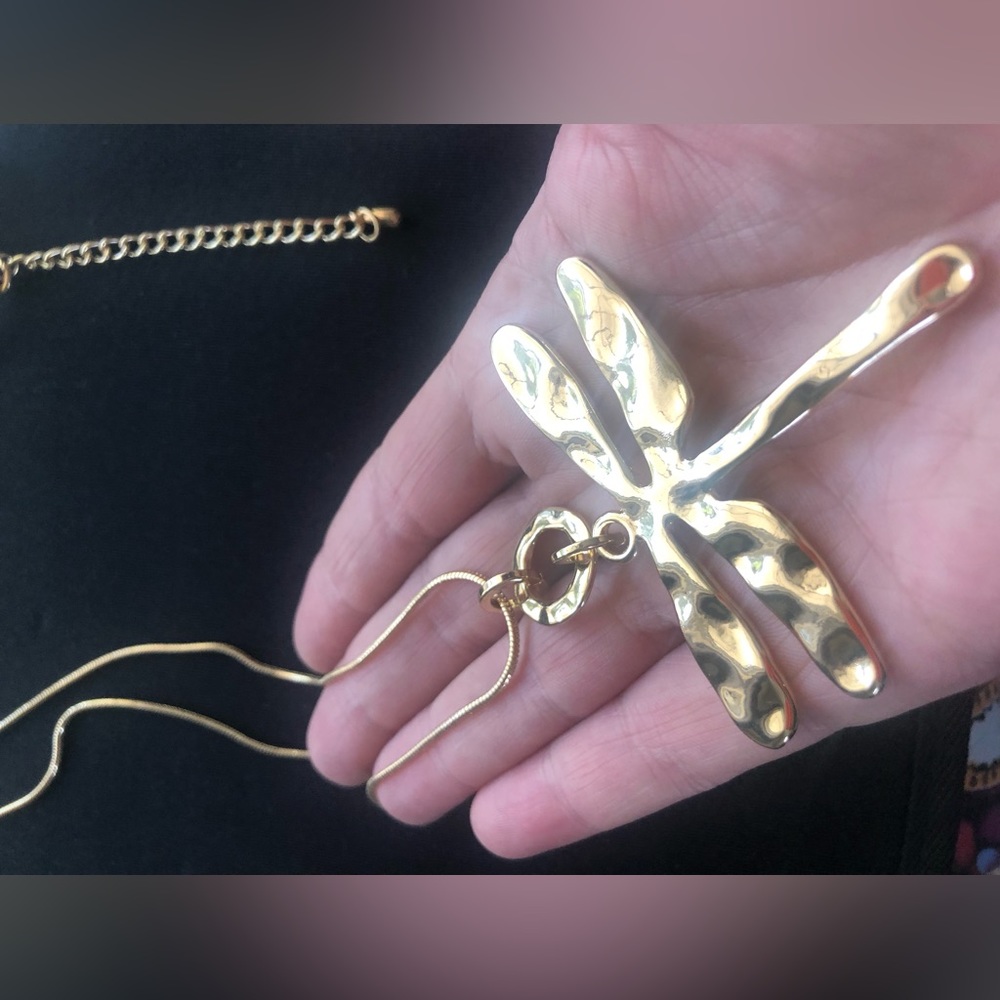 New Gold tone Dragonfly pendant and necklace nickel free - Picture 2 of 6